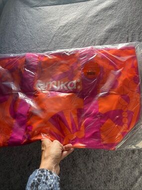 Amika tote bag